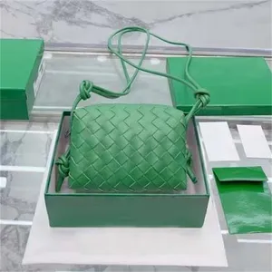 2023 Moda Tığ Jodie Çanta tasarımcısı Yeşil çanta lüks 5A Kalite dokuma çanta çanta kadın tote çanta tek omuz küçük çanta boncuk