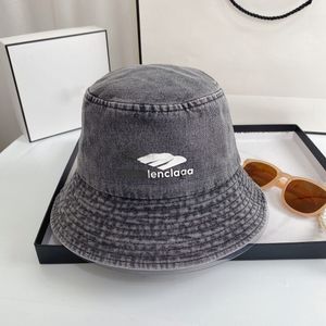 Cappelli della benna del progettista del materiale del denim di modo all'ingrosso Viaggi Via Foto Lettera Ricamo Cappelli a tesa larga