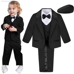 Комплекты одежды Черный смокинг для мальчика Детский свадебный костюм Малыш День рождения Подарочные наряды Крещение Рождество Xmas Ceremony Come W0222