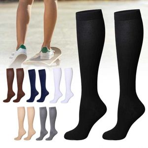 5 adet çorap çorap sıkıştırma çorapları kadın erkekler anti yorgunluk mucize sıkıştırma çorapları bisiklet süren diz uzunluğu çoraplar varisli damarlar stoklama z0221
