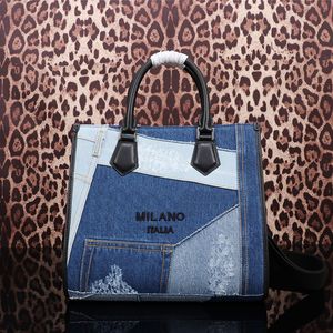 Borsa a tracolla a mano Borsa in tela denim Borse tote Pacchetto di grande capacità Manico in pelle Patchwork Colore interno Tasca con zip Lettera di moda Donna Pout