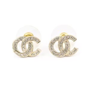 Chanl Mektup Küpe Çıtaları Kadınlar Moda Basit Tasarımcı Rhinestone Ear Ear Charm Street Party Mücevher Şanslı Altın Beyaz K Renk 925 Gümüş İğne Küpe