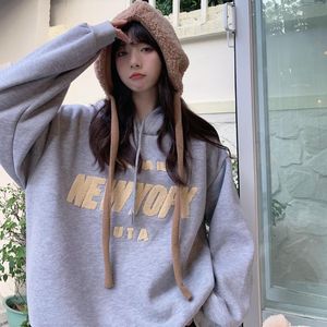 Kadın Hoodies Sweatshirts 2023 Sonbahar ve Kış Plus Kadife Sweatshirt Kapüşonlu Havlu Havlu İşlemeli Uzun Kollu Kapüşonlu Gevşek