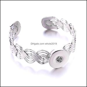 Manşet Altın Sier Hollow Metal Alaşım Snap Duthing Barkly Mücevherleri 18mm Snaps Kadın Bilezikler İçin Bilezik Dalgalanma Teslimat DHLC'ler