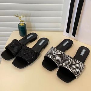 Дизайнерские тапочки женские туфли с кристаллами квадратные носки Satin Slide Sandals Черные белые серебряные кристаллы