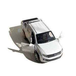 Diecast Model Arabalar Diecast Araba Model Oyuncaklar Volkswagen Pick-up Kamyon Geri Çekirir 1/46 Ölçekli Döküm Metal Araç Oyuncak Hediye Çocuklar R231109