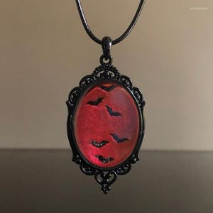 Kolye Kolyeler Vintage Gotik Vampir Yarasa Kırmızı Kadınlar için Yaratıcı Cadı El Yapımı Deri Kordon Mücevher Aksesuarları