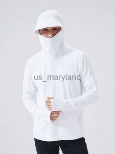 Outdoor Shirts Summer UPF 50+ UV Sun Protection Skin Coats Men Ultra-Light Sportswear Hooded Outwear Men Windbreaker Casual Jackets J2306