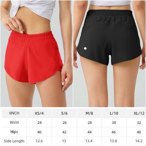 LL-88240 Kadın Yoga Kıyafetleri Yüksek Bel Şortları Egzersiz Ponpon kızları Kısa Pantolon Fitness Giyim Elastik Yetişkin Pantolon Giyen Gevşek Spor Giyim