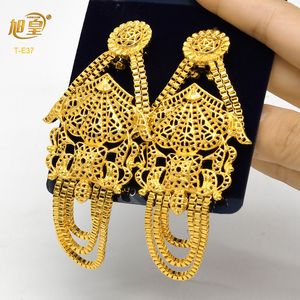 Dangle Chandelier Xuhuang Afrika 24K Altın Kaplama Düğün Partisi Mücevher Hediye Dubai Arap Hint Bakır Küpe Tassel Kolye 230605