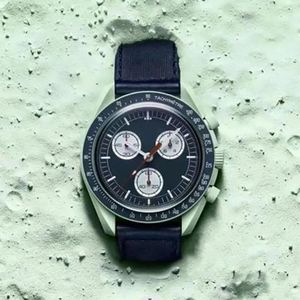 Роскошные мужские часы часов с полной функцией Quarz Charge Watch 42 мм моды Limited Edition Master Birstwatches Planet Moon