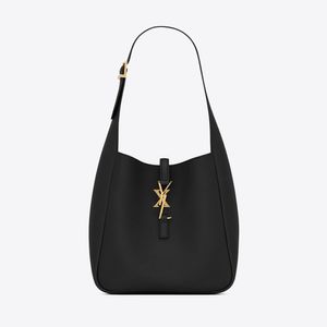 Handtasche offen Hobo Wandering Bag Unterarmtasche Ledermaterial Gold Hardware Dekoration Accessoires Frauen einfache und niedliche Tasche