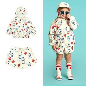 Giyim Setleri Bebe Koreli Bebek Windbreaker Ceket ve Şort Seti Bahar Markası Yürümeye Başlayan Kız Çocuk Gündelik Kapşonlu Palto Dış Giyim Pantolon Takım 230607