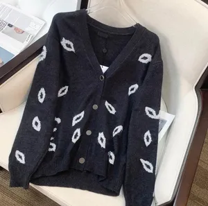 Дизайнер кардиганского свитера Knitwear Женские свитера осень и зимние высококачественные толстовки моды моды женская одежда Senior S-L