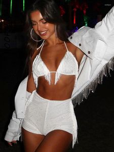 Kadınların Trailtsits Boofeenaa Rhinestone Fringe Halter Bikini Top ve Şort Setleri Seksi Yaz İki Parça Kadın Rave Festival Kıyafetleri C15-DE20