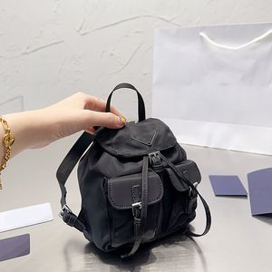 Women and Men Shoulder Bags Crossbody Luxury Chains Mini Backpack Purse Fashion Designer Shopping Bag Handbags Wallet Mobile Phone Bag