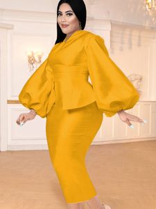 Artı boyutu elbiseler sarı midi uzunluk uzun fener kılıf vücut beden elbise womne için doğum günü akşamı kokteyl parti kıyafetleri 230613