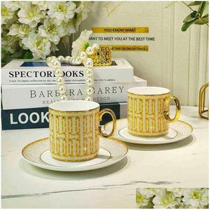 Tazze 2022 New Style Luxury Mosaic Coffee Cup and Saucer Set con Gold Handel Ceramic Cappuccino Afternoon Tea 2Pcs Mug Drop Delivery Dhqkx