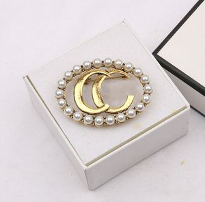 20style Luxury Brand Designer Letter Pins Brooches Channel Women Multi Color