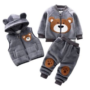 Комплекты одежды Осень Зимние Зимние мальчики для мальчиков наборы одежды толстые флисовые мультфильм медведя брюки жилетки 3 шт.