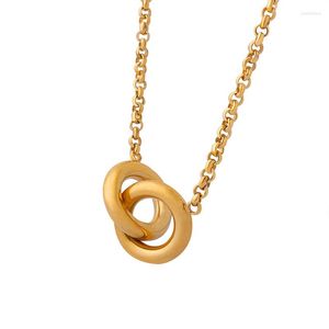 Цепи Корейский 18-километровый золотоизвестный титановый сталь-геометрический переполнение простых кольца Пара стиль подвесной ожерелье модные украшения