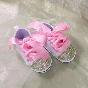 Scarpe da ginnastica Dollbling Perle Diamond Girly Toddle Sneakers Sparkle Beautiful Baby Girl Presepe Design fatto a mano God Daugther Bithday Gift