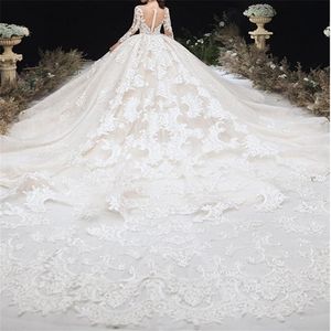 Luxury Dubai Ball Gown Wedding Dresses Long Sleeves Lace Appliqued Bridal Gowns Elegant Arabian Custom Made Vestidos De Novia261N