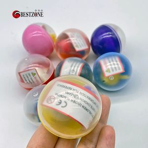 Balon 100pcs 45mm Yarım Renkli Plastik Kapsül Oyuncaklar Farklı Figür Oyuncakları ile Sürpriz Topu Mini Bebekler Konteyner 230620