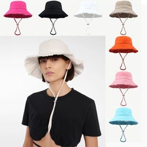 Geniş Memlu Şapkalar Kova Şapkaları Yaz Bambu Şapka Kadın Balıkçı'nın Şapkası Kadın Bob Chapeau Büyük Saçaklar Ham Kenar Sling Güneş Koruma Güneşlik Şapkası 230620