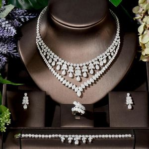 Collana Orecchini Set Fashion Top White Cubic Zirconia Full Micro Pave Earring 4pcs Nigeria Weeding Women Heavy Dinner Jewelry N-1598