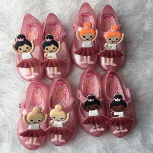 Sandálias Mini Melissa Menina Jelly Shoes Fashion Pircess verão Ballet sandálias Kid menina boca de peixe único Candy sapatos HMI021 230621