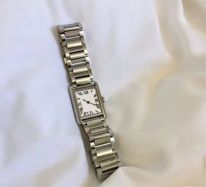 Square Designer Watches Menh Lady Watch Fabrikası Basit Beyaz Dial Quartz Orologio İş tarzı Paslanmaz Çelik Kayış Hareketi AAA Bekleme Boş Zaman XB09 C23