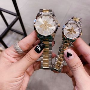 Erkek Kadın Moda Lüks Saatler Saatler Yüksek Kaliteli Aşıklar Çiftler Stil Klasik Arı Desenleri Saatler 38mm 28mm Gümüş Günlük Tasarımcı Saatler