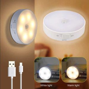 Işıklar USB Kablosuz Işık Hareket Sensörü Küçük Gece Lambaları Şarj Edilebilir Yuvarlak Duvar Çıkartmaları Dolap Mutfak Yatak Odası Dekorasyonu HKD230628