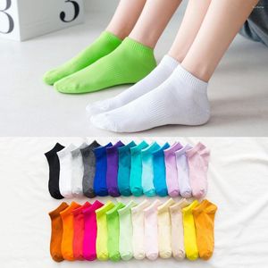 Kadın Çorap Tasarımcısı Nefes Görünmez Anti Sürtünme Ayak Bileği Kadın Düz Renk Bayan Kızlar Için Spor Rahat Çorap Çorap