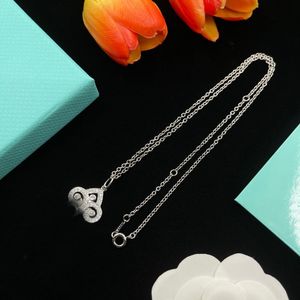 Luxury Fashion jewelry heart pendant necklaces party Sterling double rings diamond pendant Rose Gold necklaces for women fancy dress long chain jewellery gift