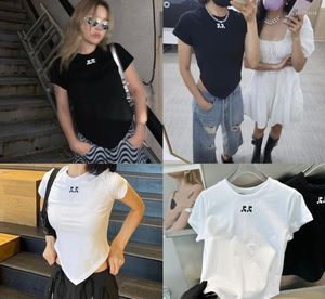 Kadın T Shirt Moda Klasik Trendy Lüks Tasarımcı Bez Kadın Yaz Yuvarlak Boyun Baskı Logo Kısa Kollu Siyah Beyaz T-shirt