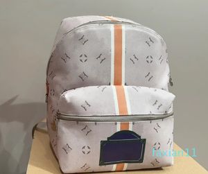 Lüks Tasarımcı Mens Discovery Sırt Çantası Yüksek Kaliteli Monogramlar Tuval Açık Mekan Sıret Çekiş Büyük Kapasiteli Erkek Boys Book Bag Dizüstü Bilgisayar Kılıfı