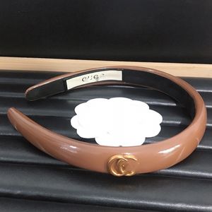 Designer de luxo headbands mulheres triângulo cor sólida marca carta francês cristal diamante hairband moda mulheres outono esporte cabelo hoop vintage cabeça presente ee