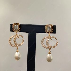 Lüks Tasarımcı Moda Songle Chandelier Dangle Küpeler 18K Altın Kristal Beyaz Reçine Kolye Küpe Kadın Partisi Takı