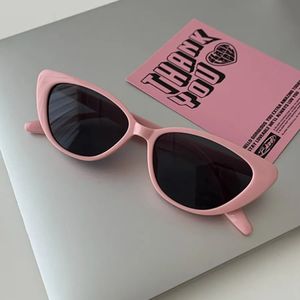Güneş gözlükleri çerçeveler pembe kadınlar kedi göz retro premium güneş gözlükleri erkek koruma moda gözlük lüks marka tasarımı UV400 231005