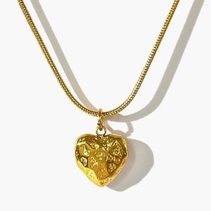 Ожерелья с подвесками Peri'sbox, водонепроницаемая нержавеющая сталь, 18-каратное золото с PVD-покрытием, маленькое пухлое ожерелье в виде кованого сердца для женщин, подарки на День Святого Валентина