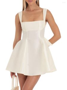Sıradan Elbiseler Kadın Saten Mini Prenses Spagetti Kayış Kare Boyun Sırtsız Yay Kısa Elbise A-line Party Clubwear