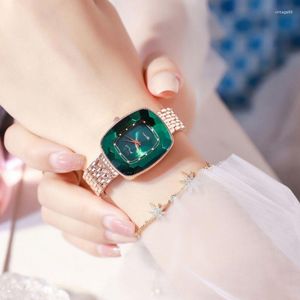 Wristwatches wiilaa lüks en iyi marka watches kadınlar moda yeşil taş su geçirmez kuvars bilek bayanlar saat hediyeleri