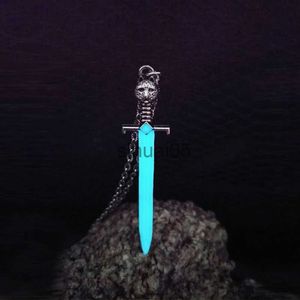 Ожерелья с подвесками, светящееся светящееся лезвие в форме головы кошки, кулон с мечом, ожерелье, ожерелье с мечом, светящееся в темноте ожерелье для женщин и мужчин, подарок на Хэллоуин x1009