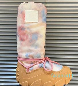 Tie-Boya Baskılı Kar Diz Botları Kayak Kontrast Renk Ayakkabı Klasik Slip-On Kış Yuvarlak Toe Tasarımcı Fabrika Ayakkabı