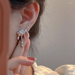 Stud Küpe Modaya uygun minimalist gümüş iğne kulak sapları şık soğuk ton unisex mücevherler waterdrop zirkon benzersiz sıvı lav