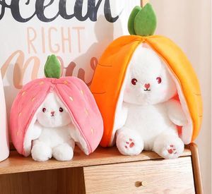 18/25cm yaratıcı komik bebek havuç tavşan peluş oyuncak doldurulmuş yumuşak tavşan, çilek çanta oyuncakları çocuklar için doğum günü hediyesi saklıyor