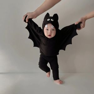 Giyim Setleri 7385 Bebek Seti INS Cadılar Bayramı Giysileri Yarasa Modelleme 2023 Sonbahar Moda Çocuk Üç Parçası 231012