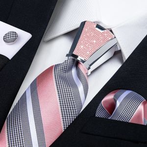 Boyun bağları Pembe gümüş plastik kravat Tasarımcı Çizgili İpek Bağlar Erkekler için 8cm İş Düğün Partisi Aksesuarları Hediye Kravat Seti 231013